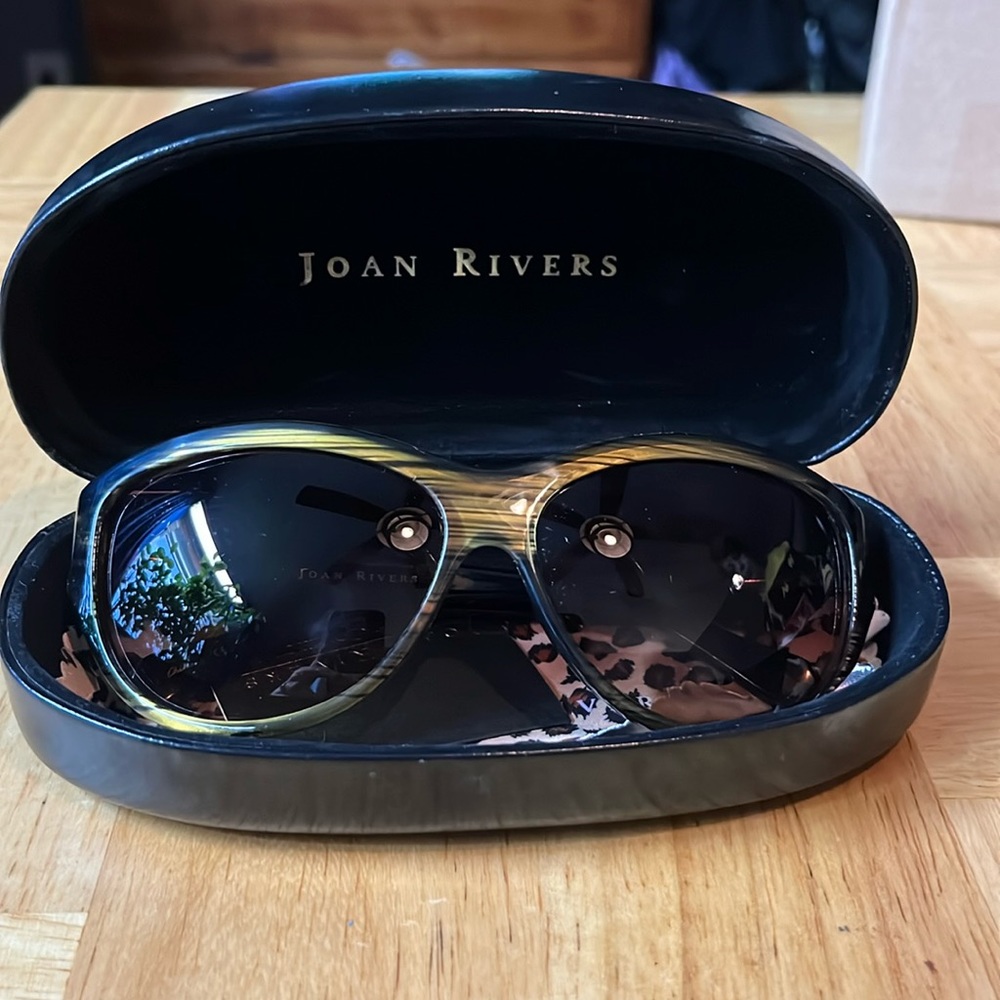 Joan Rivers Sun Glasses